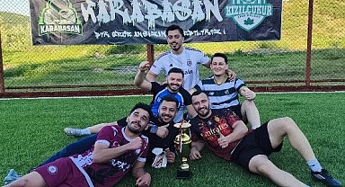 Kızılçukur Köyü'nde futbol turnuvası gerçekleştirildi