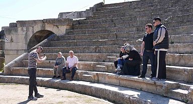 Konuralp Antik Tiyatro 14 bin ziyaretçi ağırladı