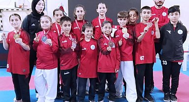 Körfezli karateciler İstanbul'dan 11 madalyayla döndü