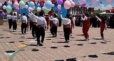 Korkut'ta yıl sonu şenliği coşkusu