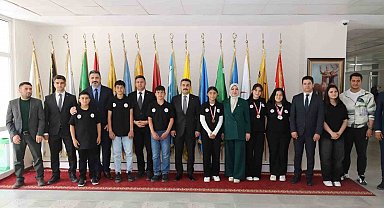 Köy okulundan Türkiye Şampiyonluğu
