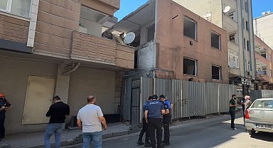 Küçükçekmece'deki bina çökmesinde ağır yaralanan genç hayatını kaybetti