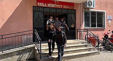 Kula'da uyuşturucu operasyonu: Kağıda uyuşturucu madde emdirilmiş