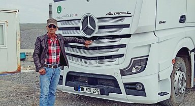 Kula'da zincirleme kaza; 2 ölü, 4 yaralı