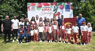Kuşadası'nda Kiraz Şenliği coşkuyla başladı