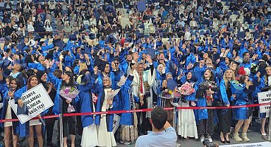Kütahya Dumlupınar Üniversitesi'nde binlerce öğrenci mezuniyet sevinci yaşadı