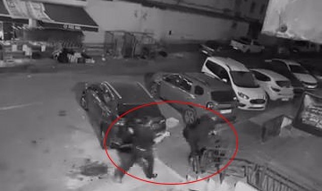 Lastik ve kriko hırsızlığı kameraya yansıdı