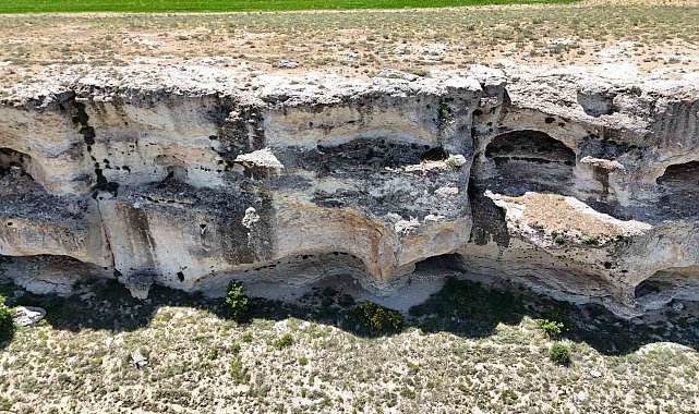 Malatya'da Anadolu'nun en eski resimli mağaralarından biri bulundu