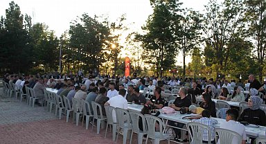 Malazgirt'te Kaymakam Göksu Bayram'a duygu dolu veda