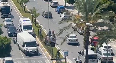 Manavgat'ta otomobil ile motosiklet çarpıştı: 1 yaralı