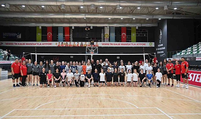 Manisa BBSK'da geleceğin sultanları parkeye çıktı