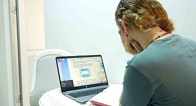 Manisa Büyükşehir Belediyesi online eğitim ile öğrencileri geleceğe hazırlıyor