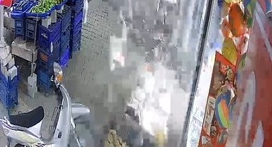 Manisa'da sirke şişesi bomba gibi patladı