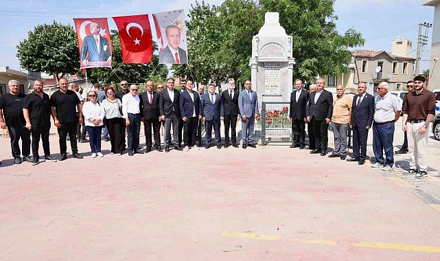 Menemenliler Şehit Kemal Bey'i unutmadı