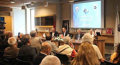 Mersin'de 'Antik Dünyanın Kalbi Limanlar' kitabı tanıtıldı