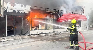 Mersin'de ekmek fırınında yangın