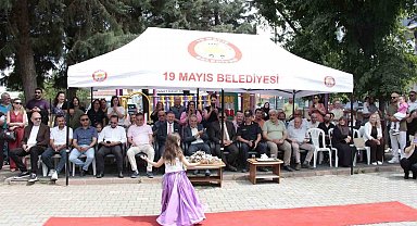 Miniklerden sıfır atık defilesi ve resim sergisi