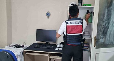 MİT'ten kredi kartı şebekesine operasyon: 3 gözaltı