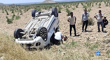 Mobil sağlık hizmeti aracı devrildi: 1 yaralı