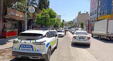 Motosiklet ile otomobil çarpıştı: 1 yaralı