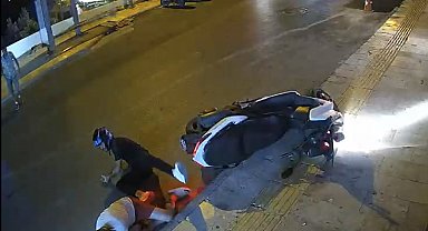 Motosiklet kazası güvenlik kamerasına yansıdı
