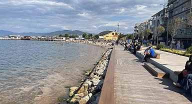 Mudanya'da müsilajdan sonra turuncu alarm