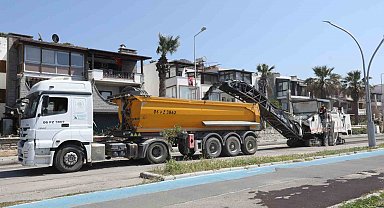 Muğla Büyükşehir 7 şantiyesiyle Muğla'nın yol ağını güçlendiriyor