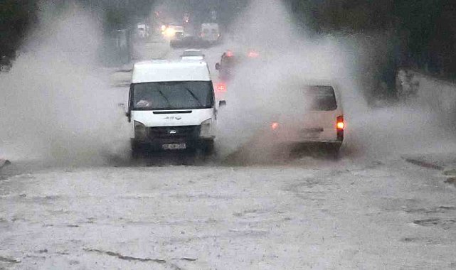 Muğla'nın 7 ilçesine gök gürültülü sağanak yağmur uyarısı