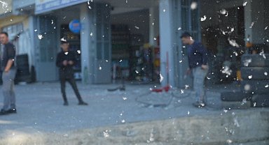 Muş'ta kavak polenleri esnafı olumsuz etkiliyor