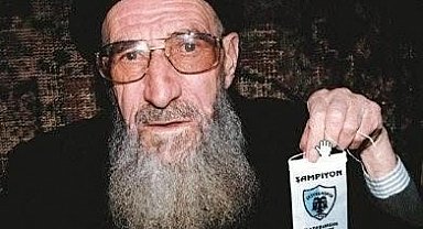 Naim Hoca'nın torunu Ahmet Gölleroğlu, çirkin sözlerinden dolayı Nihat Doğan'a dava açacaklarını söyledi