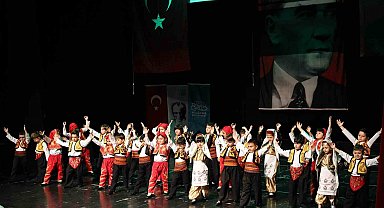Nilüferli miniklerin mezuniyet sevinci