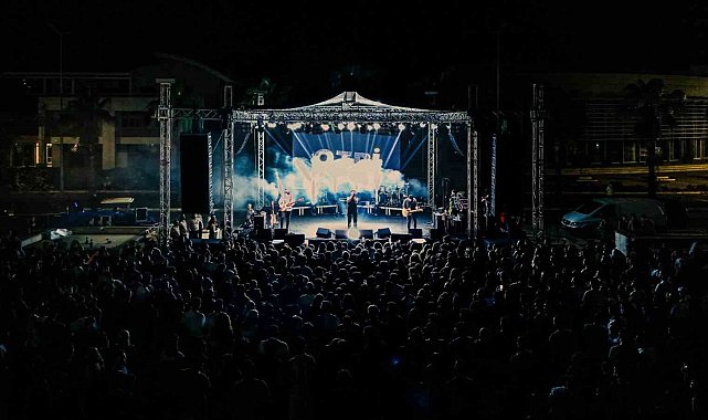 ODTÜ KKK Bahar Şenliği'nde binlerce kişi festival coşkusu yaşadı