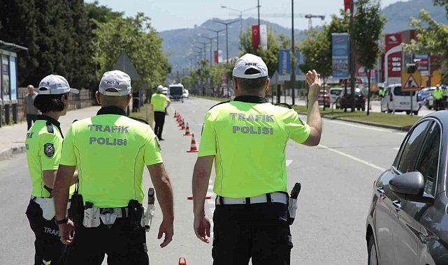 Ordu'da bir haftada 20 bine yakın araç ve sürücüsü denetlendi