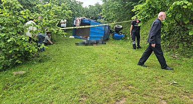 Ordu'da devrilen patpatın altında kalan sürücü öldü