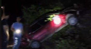 Osmaniye'de otomobil uçuruma yuvarlandı: 2 yaralı