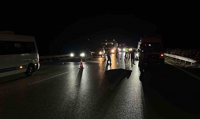 Otobanda yolun karşısına geçerken tır çarpan şahıs hayatını kaybetti