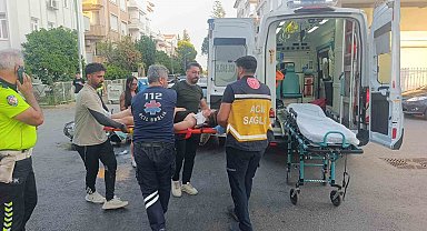 Otomobil ile çarpışan motosikletin sürücüsü yaralandı
