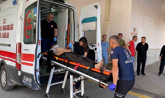 Otomobil ile hafif ticari araç çarpıştı: 6 yaralı