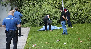 Panaromik asansörde manzara izlerken düşerek hayatını kaybetti