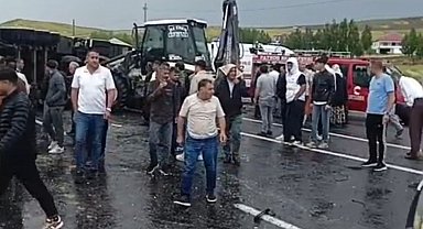 Patnos'ta zincirleme kaza: 1 ölü, 1'i ağır 4 yaralı