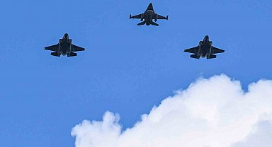 Polonya'nın F-35 savaş uçakları ilk uçuşlarını gerçekleştirdi