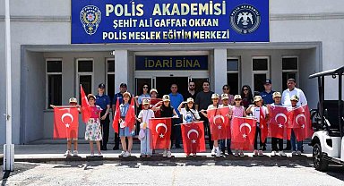"Gaffar Amcayla El Ele" Projesiyle çocuklar polislik mesleğini yakından tanıyor