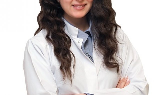 "Süt dişlerindeki çürükler erken dönemde tedavi edilmeli"