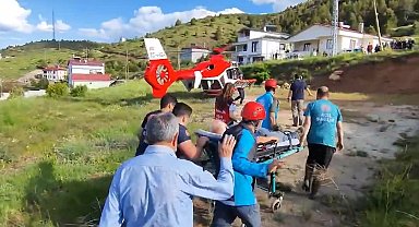 Refahiye'de göğüs ağrısı geçiren hasta hava ambulansıyla hastaneye ulaştırıldı