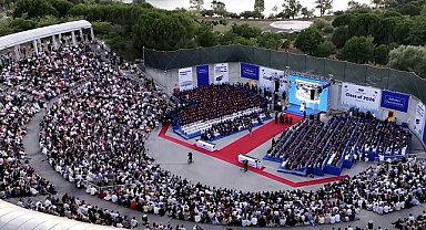 Sabancı Üniversitesi'nin 24. dönem lisans ve 27. dönem lisansüstü mezuniyet töreni gerçekleşti