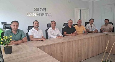 Sağlık-Sen'den Silopi'de sağlık zirvesi: "Sağlıkta istikrar ve yerel yönetim şart"