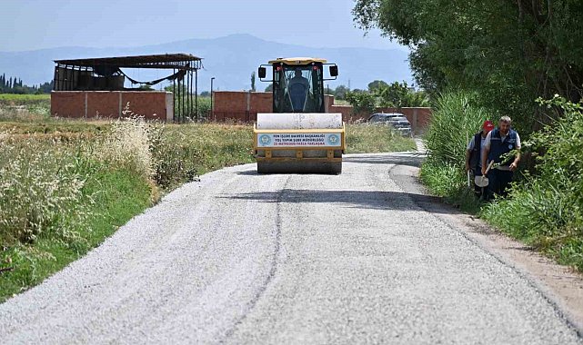 Salihli'de 5 mahalleyi bağlayan yol baştan sona yenilendi