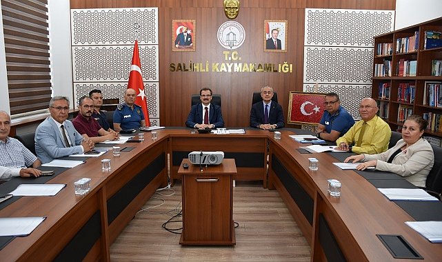 Salihli'de YKS koordinasyon toplantısı gerçekleştirildi
