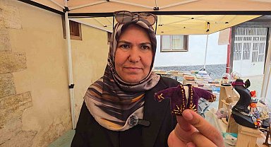 Sanatçı Nuray Taşkıran "Mor Cepken" geleneğini ipek kozalarla geleceğe taşıyor