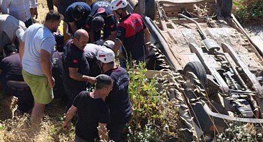Şanlıurfa'da otomobil şarampole devrildi: 1 ölü, 4 yaralı